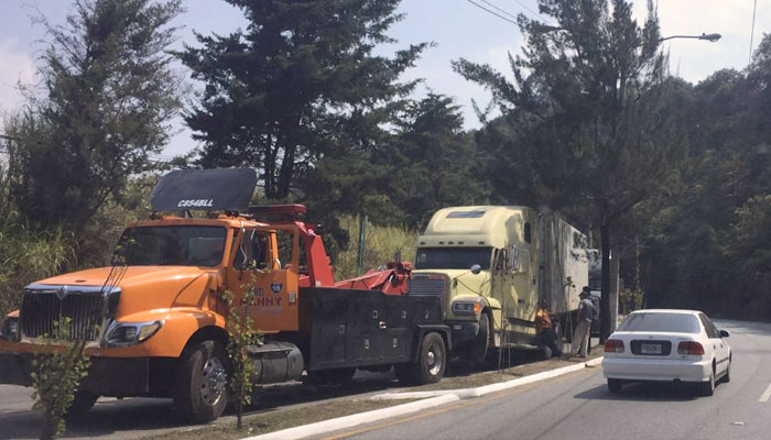 Gruas Manny - Remolcamos Camiones